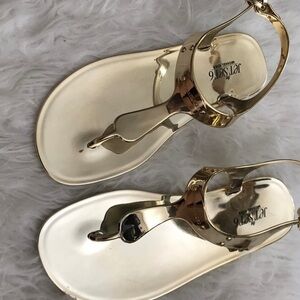 Brand new Michael kors metallic jelly size 8